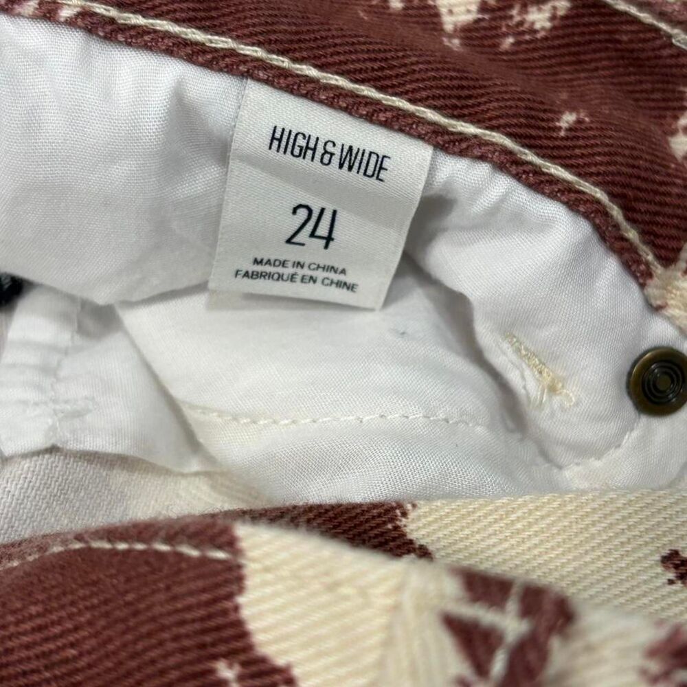 BDG Urban Outfitters Cow Print Jeans Size 24 Western Indie - Picture 7 of 7